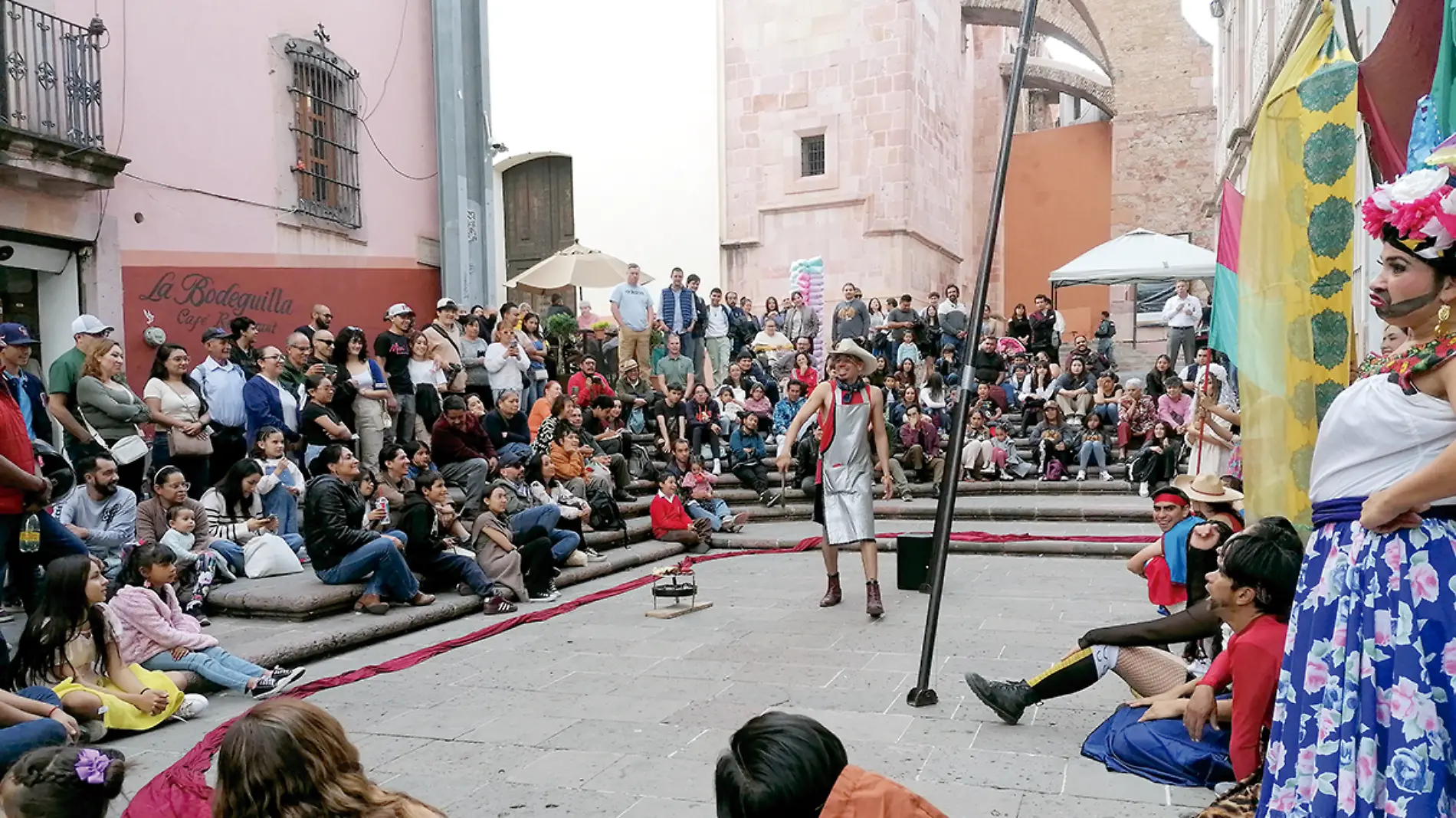 Obra de teatro en el centro de Zacatecas